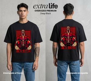 Mas Alla del Muro | El Titan Colosal #00065 - Playera Oversized Premium | Deep Black - Foto en modelo