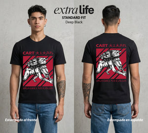 Mas Alla del Muro | El Titan Carreta #00132 - Playera Standard Fit | Deep Black - Foto en modelo