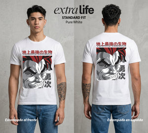 Los Combatientes del Submundo | El Hijo del Ogro #00173 - Playera Standard Fit | Pure White - Foto en modelo