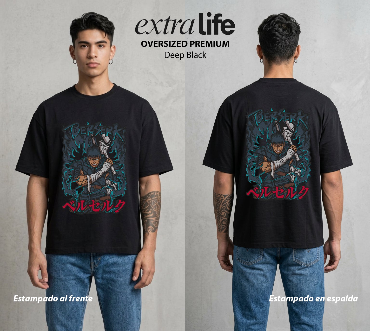 La Marca del Sacrificio | El Espadachín del Acero #00196 - Playera Oversized Premium | Deep Black - Foto en modelo