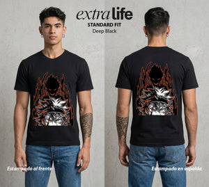El Trebol Magico | Black Clover Asta #00220 - Playera Standard Fit | Deep Black - Foto en modelo