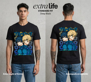 La Prision del Gol | Blue Lock Yoichi X #00322 - Playera Standard Fit | Deep Black - Foto en modelo