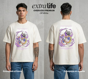 Mar de los Piratas | La Emperatriz del Mar #00324 - Playera Oversized Premium | Off White - Foto en modelo