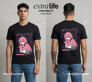 Del Cuarto al Escenario | La Guitarra del Cuarto #00329 - Playera Standard Fit | Deep Black - Foto en modelo