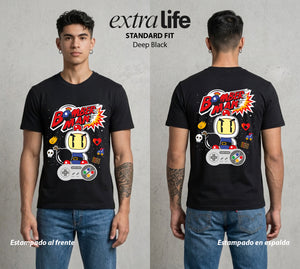 El Rey de las Bombas | El Poder del Bombas #00331 - Playera Standard Fit | Deep Black - Foto en modelo