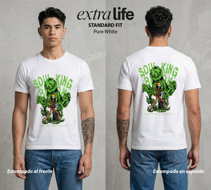 Mar de los Piratas | El Musico del Mas Alla #00344 - Playera Standard Fit | Pure White - Foto en modelo