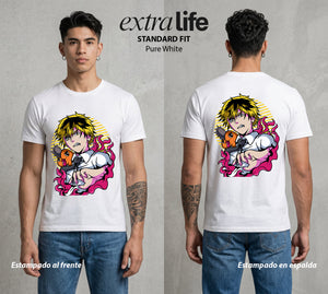 El Contrato Infernal | Motosierra y Corazon #00394 - Playera Classic Premium | Pure White - Foto en modelo