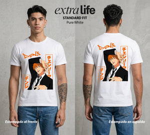 El Contrato Infernal | La Motosierra Infernal #00397 - Playera Standard Fit | Pure White - Foto en modelo