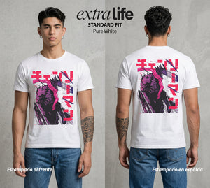 El Contrato Infernal | La Motosierra Infernal #00411 - Playera Standard Fit | Pure White - Foto en modelo