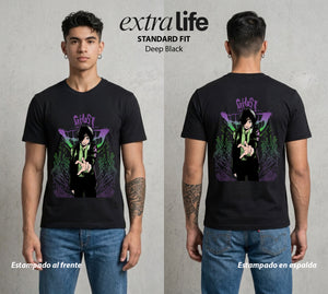 El Contrato Infernal | Las Sierras del Bien #00434 - Playera Standard Fit | Deep Black - Foto en modelo