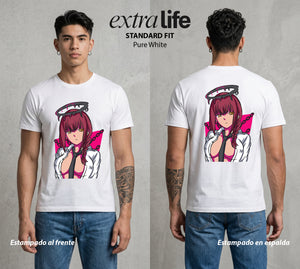 El Contrato Infernal | Las Cadenas del Amor #00440 - Playera Standard Fit | Pure White - Foto en modelo