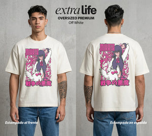 El Contrato Infernal | El Aliado de Sierras #00448 - Playera Oversized Premium | Off White - Foto en modelo