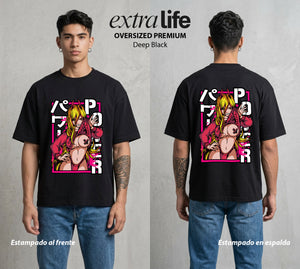 El Contrato Infernal | La Demoníaca del Equipo #00464 - Playera Oversized Premium | Deep Black - Foto en modelo