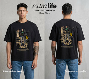 Mar de los Piratas | El Cocodrilo del Desierto #00530 - Playera Oversized Premium | Deep Black - Foto en modelo