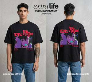 Lo Paranormal Cotidiano | La Cazadora de Espiritus #00572 - Playera Oversized Premium | Deep Black - Foto en modelo