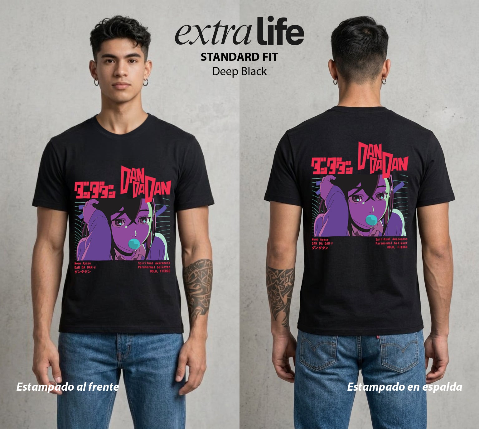 Lo Paranormal Cotidiano | La Cazadora de Espiritus #00572 - Playera Standard Fit | Deep Black - Foto en modelo