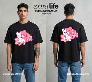 El Juicio Final Escolar | El Osito de la Desesperanza #00611 - Playera Oversized Premium | Deep Black - Foto en modelo