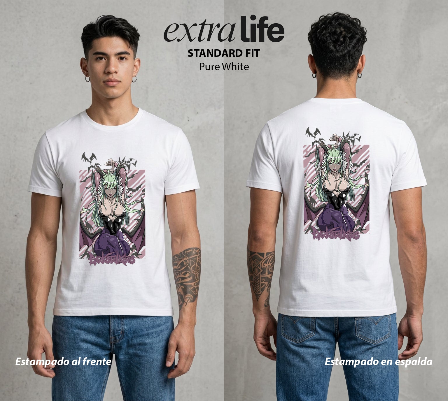 La Noche de los Acechadores | Las Alas del Abismo #00622 - Playera Standard Fit | Pure White - Foto en modelo