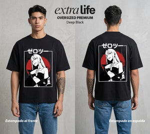 Los Pilotos del Meca | La Sangre Rosa del Poder #00627 - Playera Oversized Premium | Deep Black - Foto en modelo