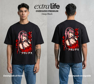 Los Pilotos del Meca | La Piloto del Klaxosaur #00630 - Playera Oversized Premium | Deep Black - Foto en modelo