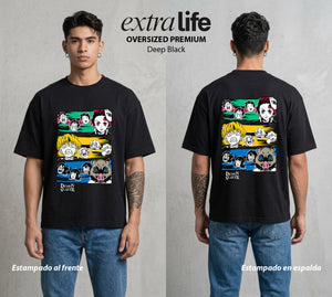Cazadores de la Noche | Los Heroes del Futuro #00966 - Playera Oversized Premium | Deep Black - Foto en modelo
