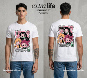 Cazadores de la Noche | Chibi del Mar Chibi #00969 - Playera Standard Fit | Pure White - Foto en modelo