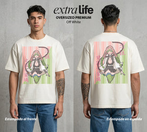 Cazadores de la Noche | Amor y Flexibilidad #01097 - Playera Oversized Premium | Off White - Foto en modelo