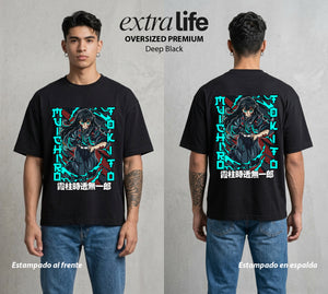 Cazadores de la Noche | El Pilar de la Niebla #01117 - Playera Oversized Premium | Deep Black - Foto en modelo