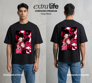 Cazadores de la Noche | La Flor del Bambu #01136 - Playera Oversized Premium | Deep Black - Foto en modelo