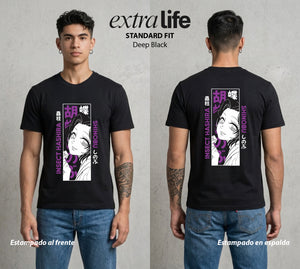 Cazadores de la Noche | Veneno Dulce #01184 - Playera Standard Fit | Deep Black - Foto en modelo