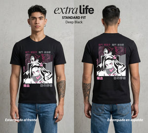 Cazadores de la Noche | La Hermana de Bambu #01231 - Playera Standard Fit | Deep Black - Foto en modelo