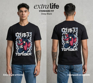 Cazadores de la Noche | Demon Slayer Tomioka #01247 - Playera Standard Fit | Deep Black - Foto en modelo