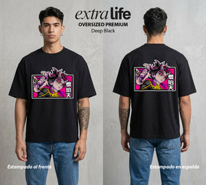 Cazadores de la Noche | La Colera del Tambor #01285 - Playera Oversized Premium | Deep Black - Foto en modelo