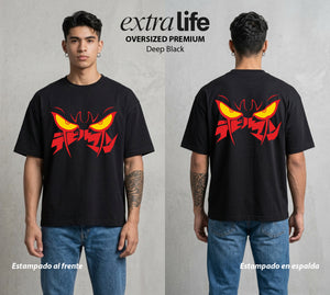 El Demonio Sensible | Los Ojos del Demonio #01296 - Playera Oversized Premium | Deep Black - Foto en modelo