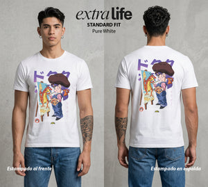 El Laboratorio Loco | La Robotita Traviesa #01341 - Playera Standard Fit | Pure White - Foto en modelo