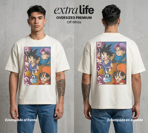 El Poder de las Esferas | El Dragón Ancestral #01367 - Playera Oversized Premium | Off White - Foto en modelo