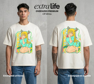 La Sirvienta Dragon | El Dragón Ancestral #01380 - Playera Oversized Premium | Off White - Foto en modelo