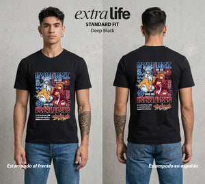 Unidad de Combate | La Primera Piloto #01396 - Playera Standard Fit | Deep Black - Foto en modelo