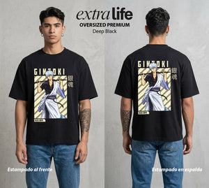 El Samurai sin Trabajo | El Perm del Caos #01529 - Playera Oversized Premium | Deep Black - Foto en modelo