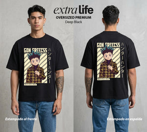 La Prueba del Cazador | Amistad y Aventura #01573 - Playera Oversized Premium | Deep Black - Foto en modelo