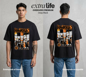 El Vuelo del Voleibol | Los Heroes del Futuro #01581 - Playera Oversized Premium | Deep Black - Foto en modelo