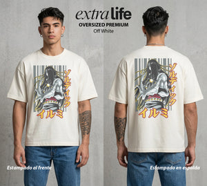 La Prueba del Cazador | La Aguja del Clan #01710 - Playera Oversized Premium | Off White - Foto en modelo
