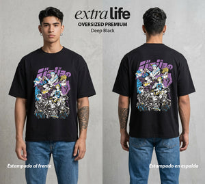 La Extrana Aventura | Los Heroes de la Aventura #01746 - Playera Oversized Premium | Deep Black - Foto en modelo