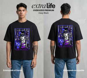 La Extrana Aventura | El Tiempo Detenido #01765 - Playera Oversized Premium | Deep Black - Foto en modelo