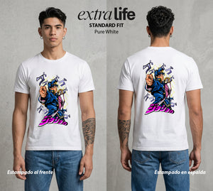 La Extrana Aventura | El Caminante Estelar #01771 - Playera Standard Fit | Pure White - Foto en modelo