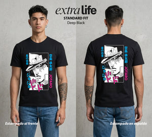 La Extrana Aventura | El Tiempo Detenido #01772 - Playera Standard Fit | Deep Black - Foto en modelo