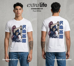 El Arte de las Maldiciones | La Fuerza Pura #01958 - Playera Standard Fit | Pure White - Foto en modelo