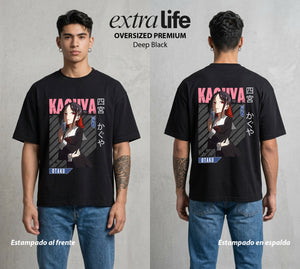 La Guerra del Corazon | La Tsundere del Amor #02014 - Playera Oversized Premium | Deep Black - Foto en modelo
