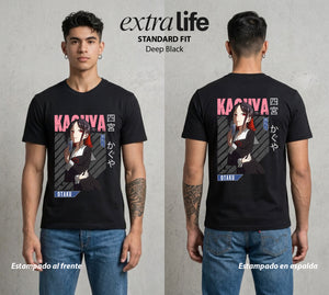 La Guerra del Corazon | La Tsundere del Amor #02014 - Playera Standard Fit | Deep Black - Foto en modelo