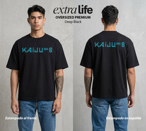Defensa Anti-Monstruo | Los Defensores Anti-Kaiju #02027 - Playera Oversized Premium | Deep Black - Foto en modelo